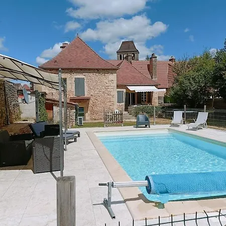 Paris * Prats-du-Perigord