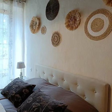 Paris * Prats-du-Périgord