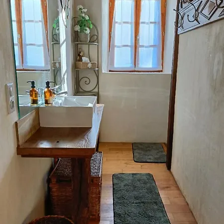 Paris * Prats-du-Périgord