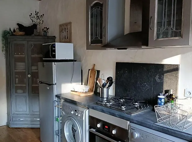 Paris * Prats-du-Périgord